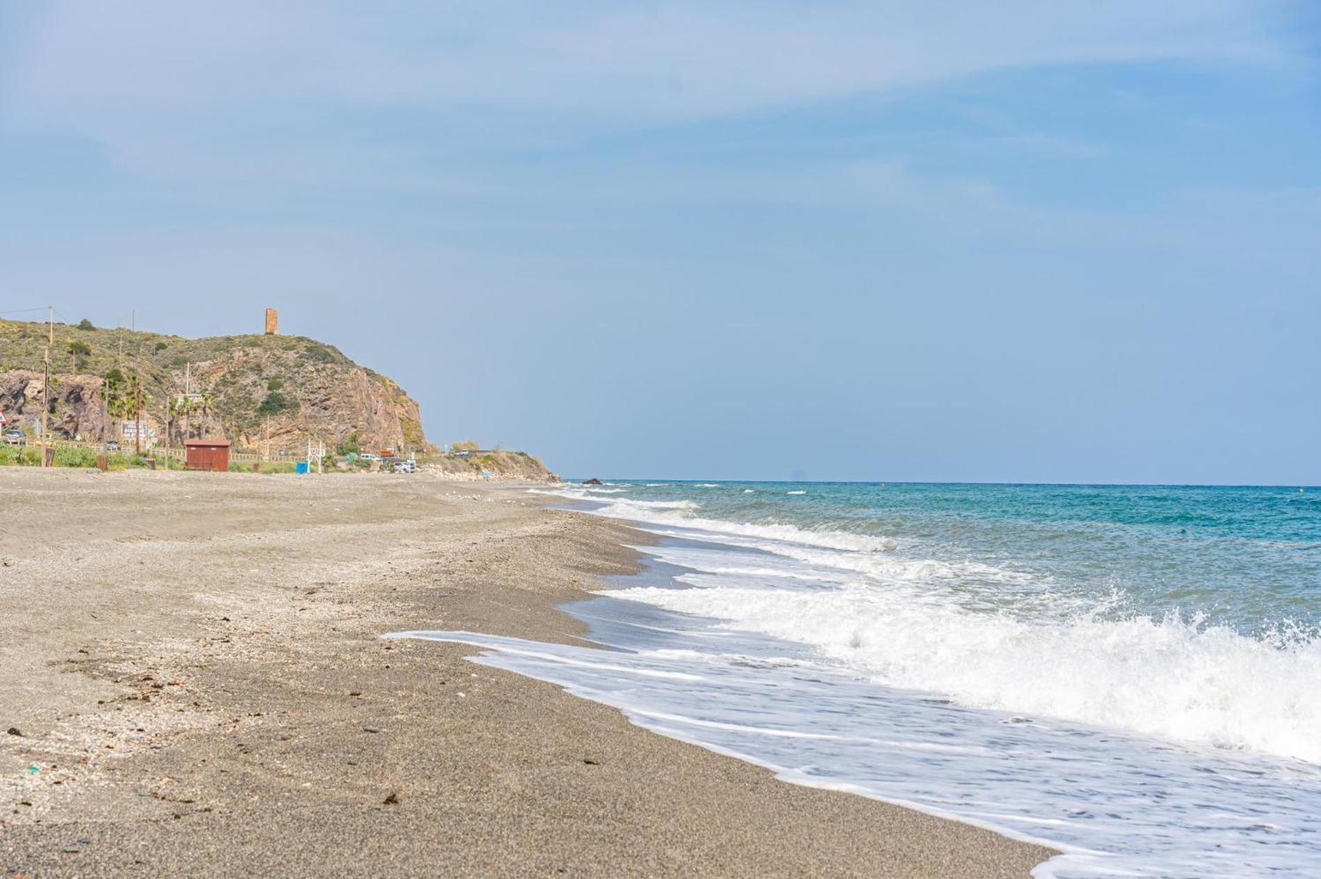 شقة Heima In Front Of The Sea مالقة المظهر الخارجي الصورة