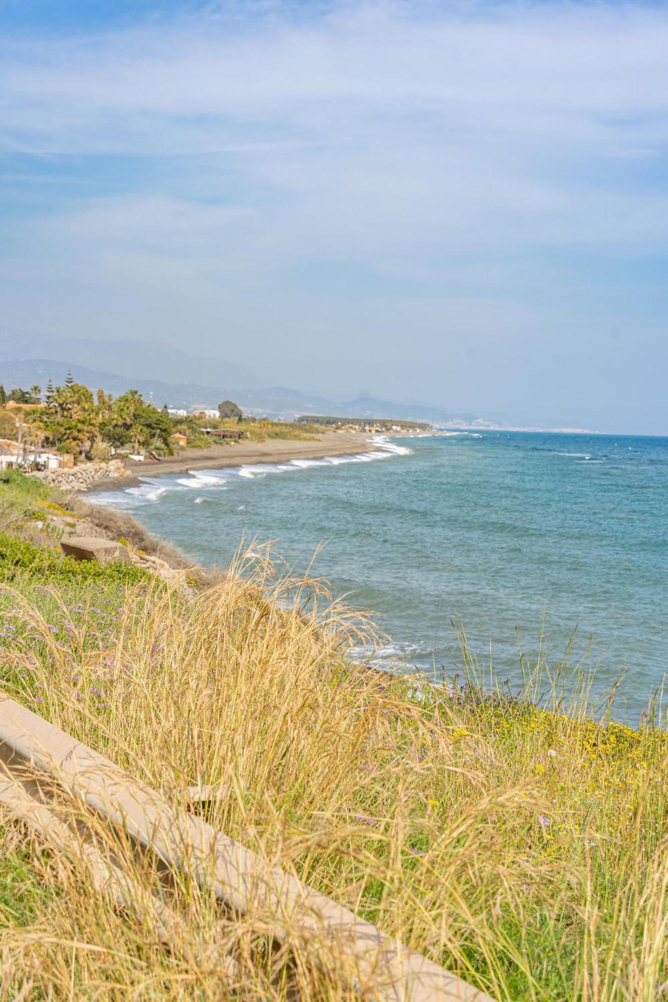 شقة Heima In Front Of The Sea مالقة المظهر الخارجي الصورة